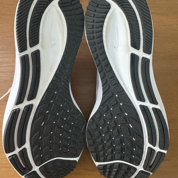 Women's Nike Air Zoom Pegasus 37 White Multi Color-Size 8.5 - Picture 7 of 8